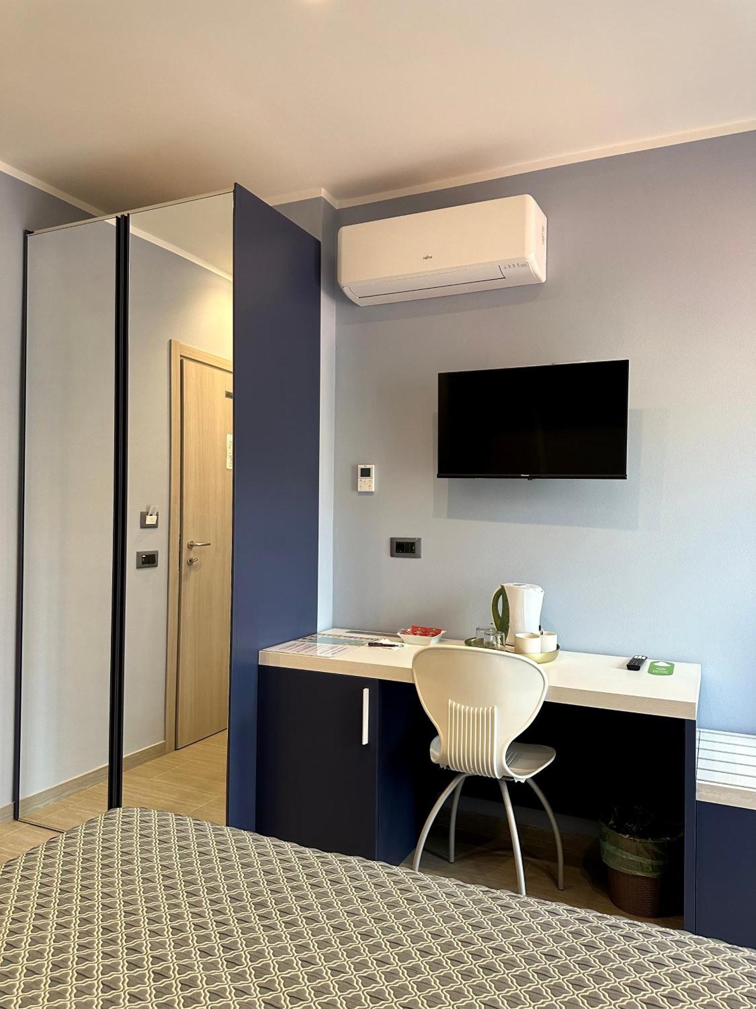 Real Rooms Dalia La Spezia Exterior foto